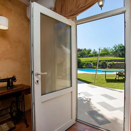 Romantic Sky With Pool And Garden Apartamento *