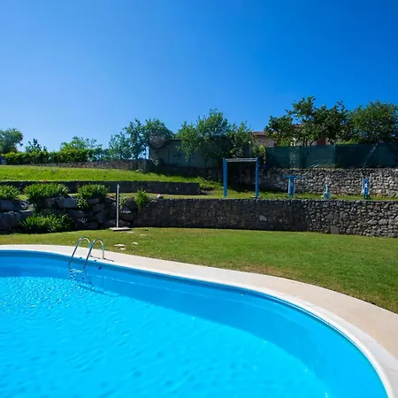 Romantic Sky With Pool And Garden *